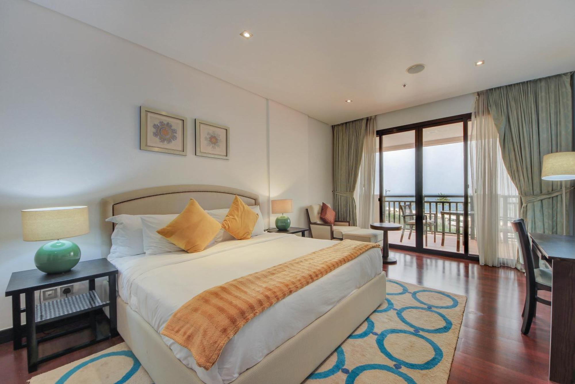Luxe Getaways Royal Amwaj Palm Jumeirah Resort Apartment Holiday Home Dubaj Pokój zdjęcie