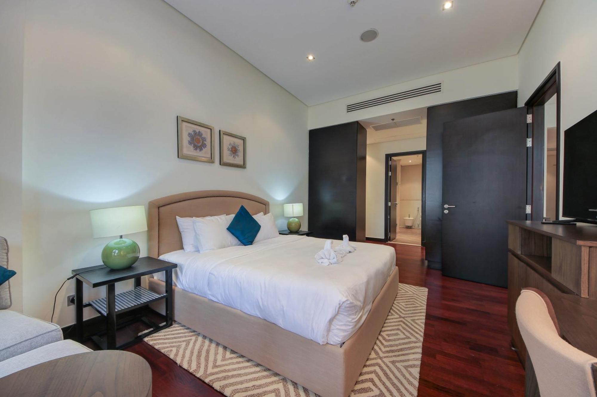 Luxe Getaways Royal Amwaj Palm Jumeirah Resort Apartment Holiday Home Dubaj Pokój zdjęcie