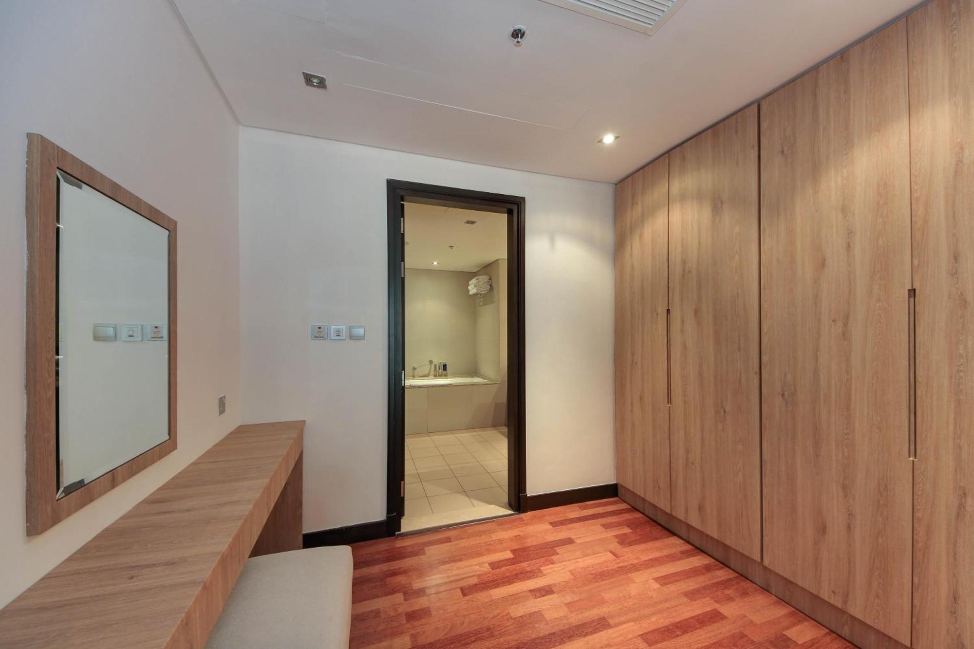 Luxe Getaways Royal Amwaj Palm Jumeirah Resort Apartment Holiday Home Dubaj Zewnętrze zdjęcie